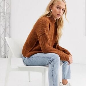 Only Pullover Knit Sweater Large